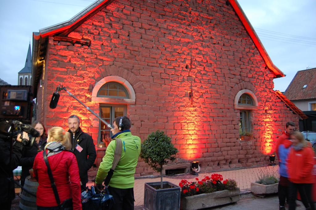 Heinrichs Winery Bed & Breakfast Langenlonsheim Exterior foto