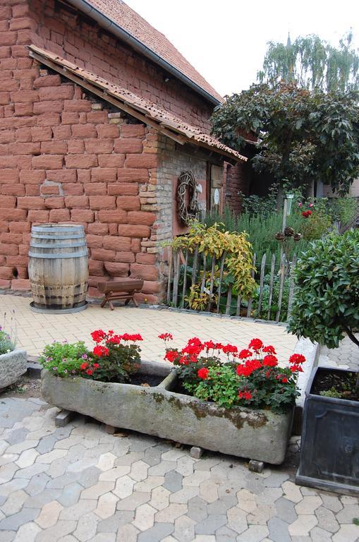 Heinrichs Winery Bed & Breakfast Langenlonsheim Exterior foto